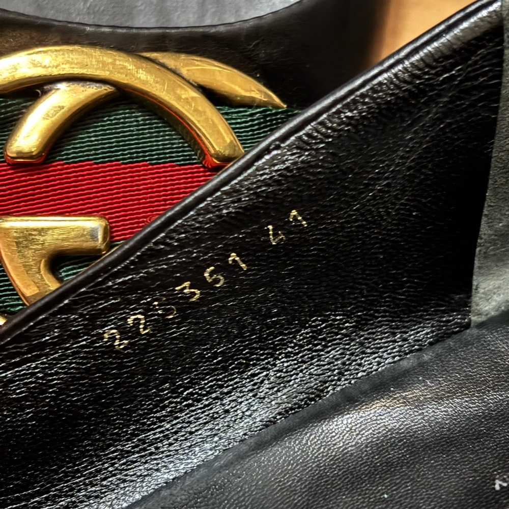 Gucci Black Leather Flats with Red & Green Web and Gold GG - Picture 2 of 8